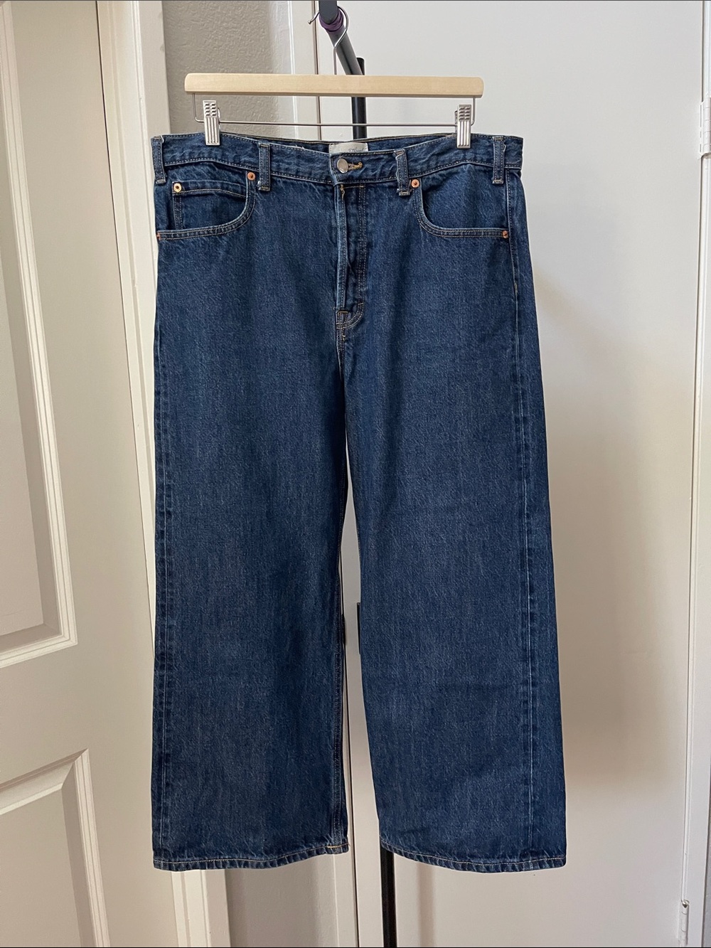 Universal Thread Women’s Mid Rise Vintage Wide Leg